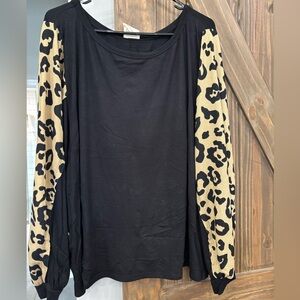 Women’s long sleeve dolman top L/XL